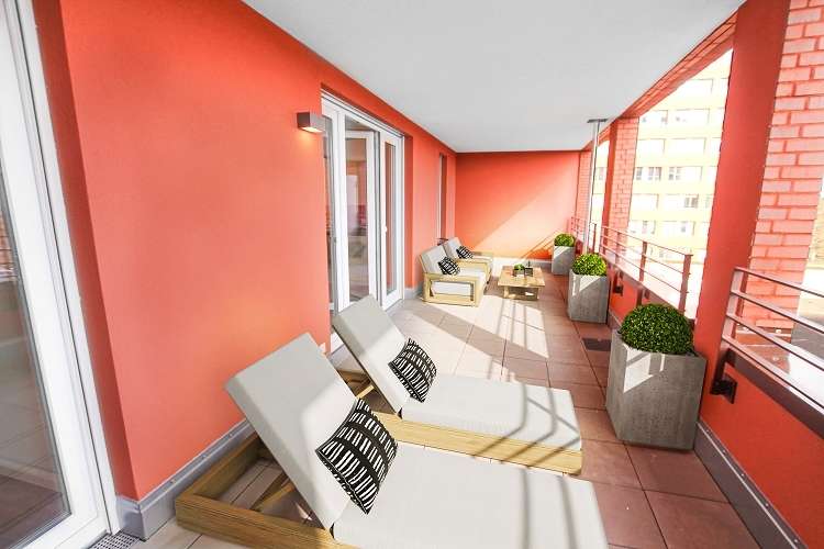 Wohnung zum Mieten in Frankfurt 2.045 € 148 m² 5 zimmer