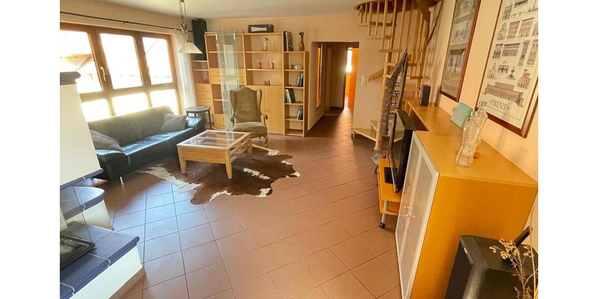 Etagenwohnung Münster (Hessen) - 2.5 Zimmer, 96 m&sup2;, 940&euro; | Angebot:26413128