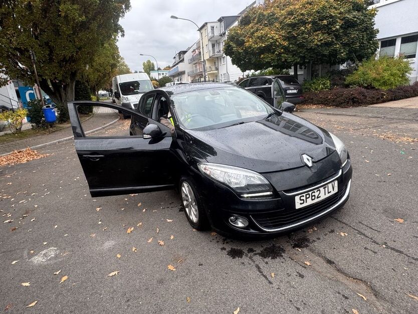 Renault Megane 150.000 km 2.000 € Frankfurt am Main 60389