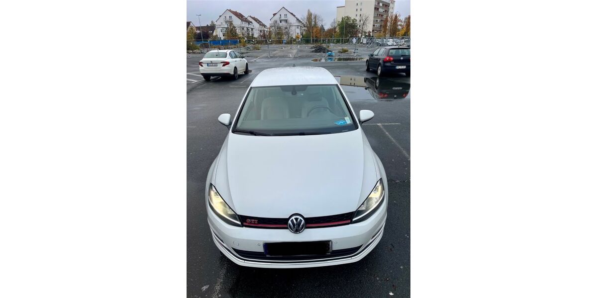 VW Golf 166.400 km 9.500 &euro; Rüsselsheim am Main 65428