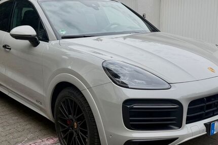 Porsche Cayenne 99.999 km 75.200 &euro; Frankfurt am Main 60314