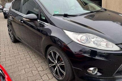 Ford Fiesta 124.900 km 5.799 &euro; Eppstein 65817