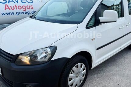VW Caddy 277.000 km 5.300 &euro; Rüsselsheim am Main 65428
