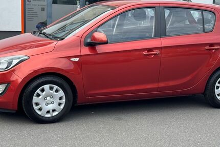 Hyundai i20 126.000 km 4.799 &euro; Frankfurt am Main 60314
