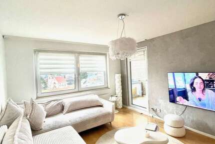 Wohnung zum Kaufen in Frankfurt 190.000 € 77 m² 3 zimmer