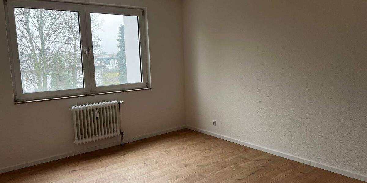 Etagenwohnung Frankfurt am Main Preungesheim - 3 Zimmer, 79 m&sup2;, 1.180&euro; | Angebot:25525606