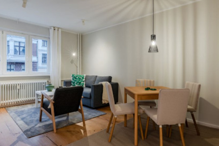 Komplett möblierte 1-Zimmer-Wohnung mit Einbauküche & Loggia 1 zimmer