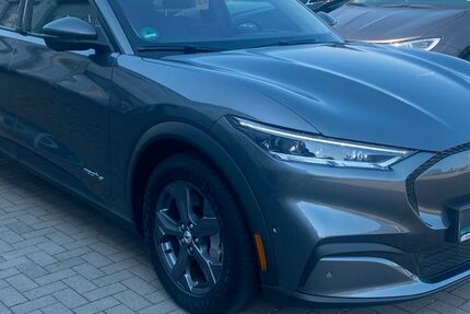 Ford Mustang Mach-E 36.214 km 29.990 &euro; Erlensee 63526