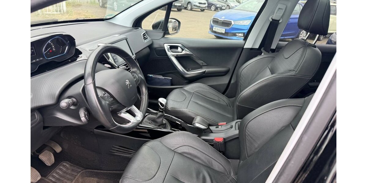 Peugeot 2008 1.2 130PS Allure/Scheckh/Pano/2Hand 78.450 km 7.999 &euro; Frankfurt 60386