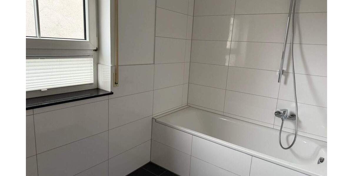 Etagenwohnung Darmstadt Bessungen - 2 Zimmer, 79 m&sup2;, 1.050&euro; | Angebot:24907204