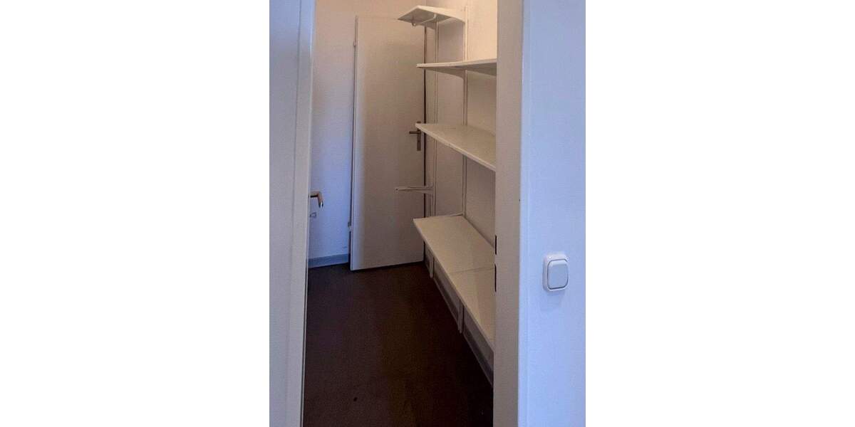 Einfamilienhaus Frankfurt am Main Bergen-Enkheim - 7 Zimmer, 224 m&sup2;, 1.395.000&euro; | Angebot:25743245