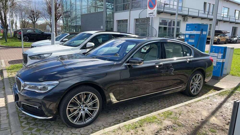 BMW 750 110.000 km 40.000 &euro; Kelkheim (Taunus), Stadt 65779