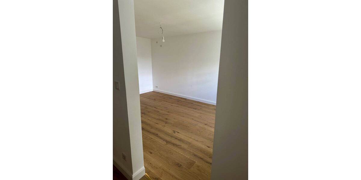 Etagenwohnung Bad Homburg Kirdorf - 5 Zimmer, 140 m&sup2;, 2.600&euro; | Angebot:26838205