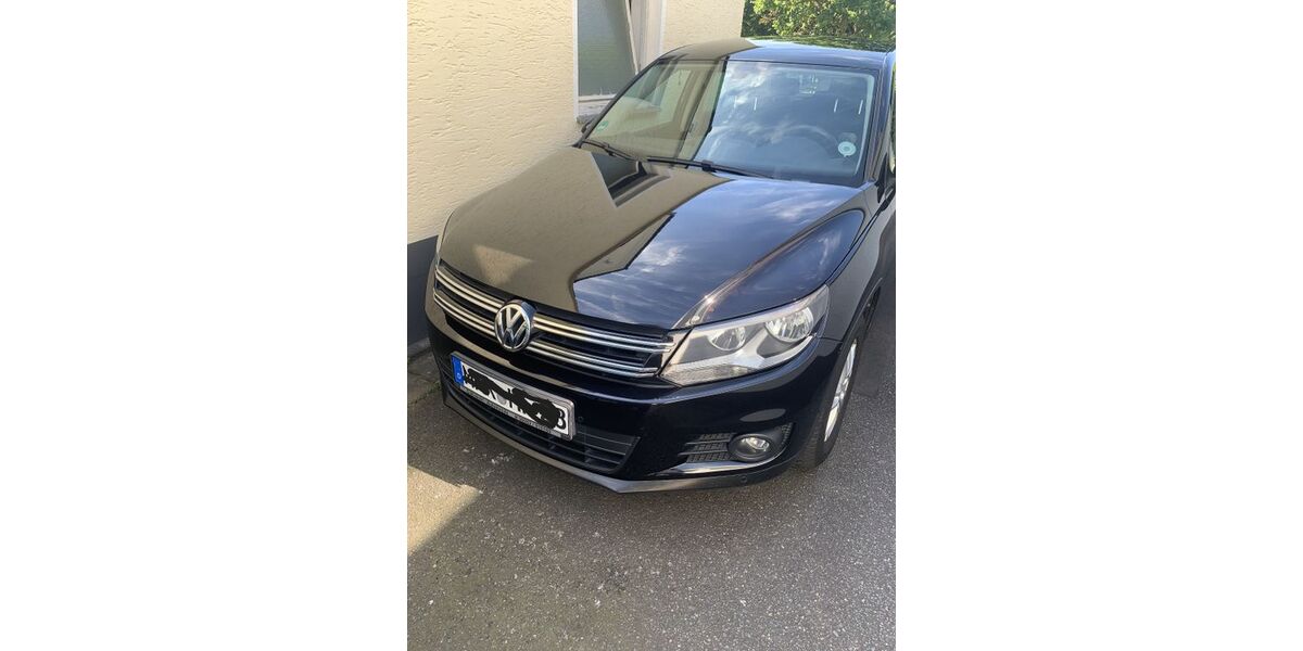 VW Tiguan 86.409 km 12.595 &euro; Schöneck 61137