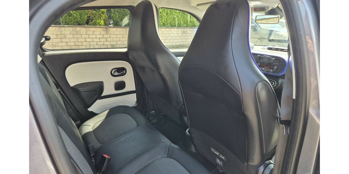 Renault Twingo Cosmic, Klima, Automatik, Sitzheizung, Temp 36.200 km 10.990 &euro; Rodgau 63110