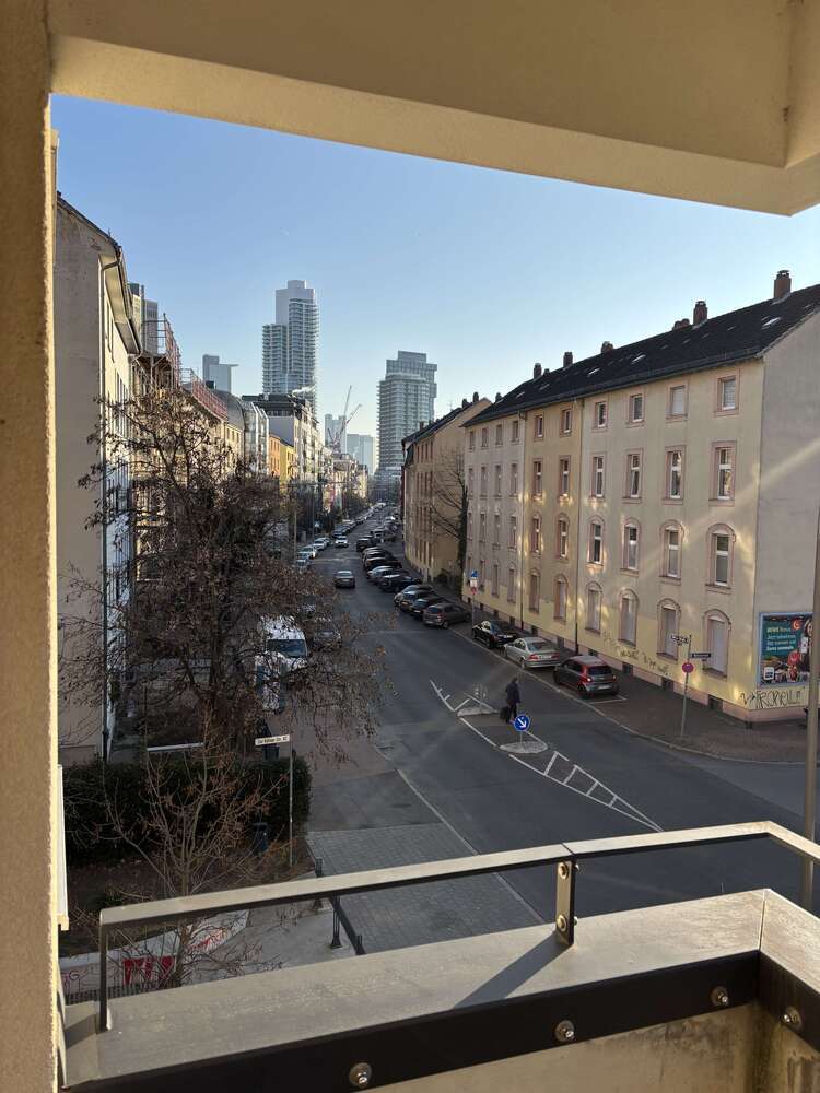 Wohnung zum Mieten in Frankfurt 995 € 39.24 m²
