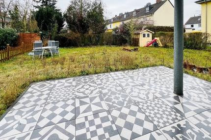 Neu-Isenburg: Großzügige 4-Zimmer-Wohnung mit Terrasse und eigenem Garten! 4 zimmer