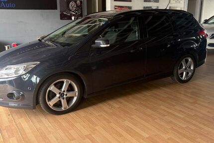 Ford Focus 136.000 km 5.999 &euro; Rodgau 63110