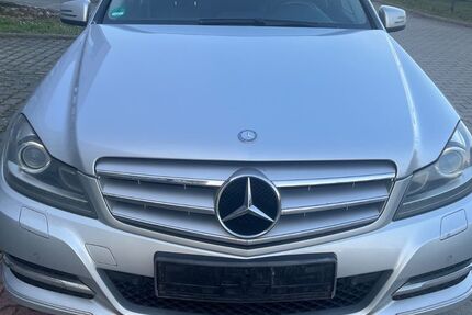 Mercedes-Benz C 250 326.000 km 5.000 &euro; Dietzenbach 63128