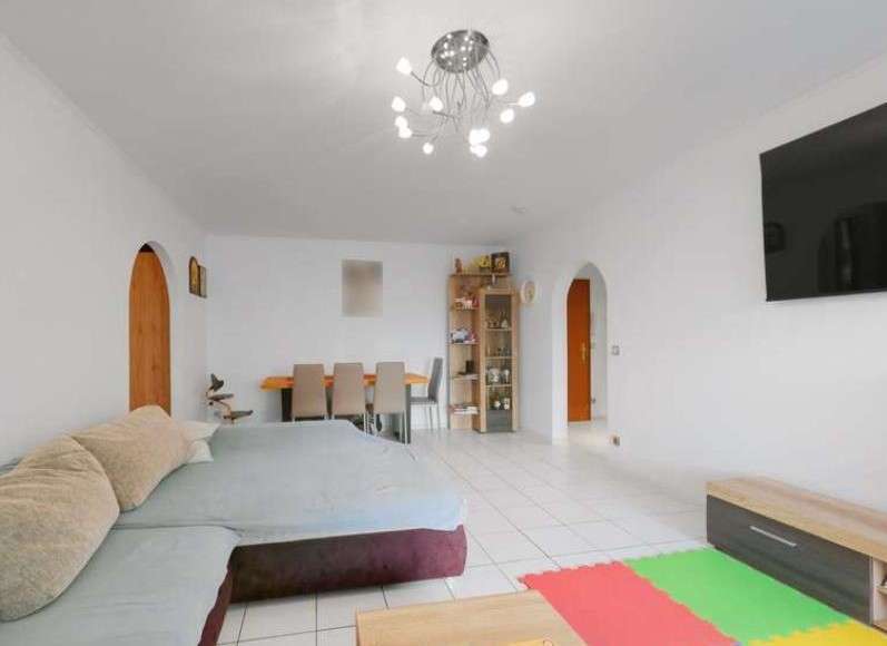 Wohnung zum Kaufen in Frankfurt am Main 370.000 € 84.15 m² - Etagenwohnung Frankfurt am Main Nord-Ost | Angebot:25362494