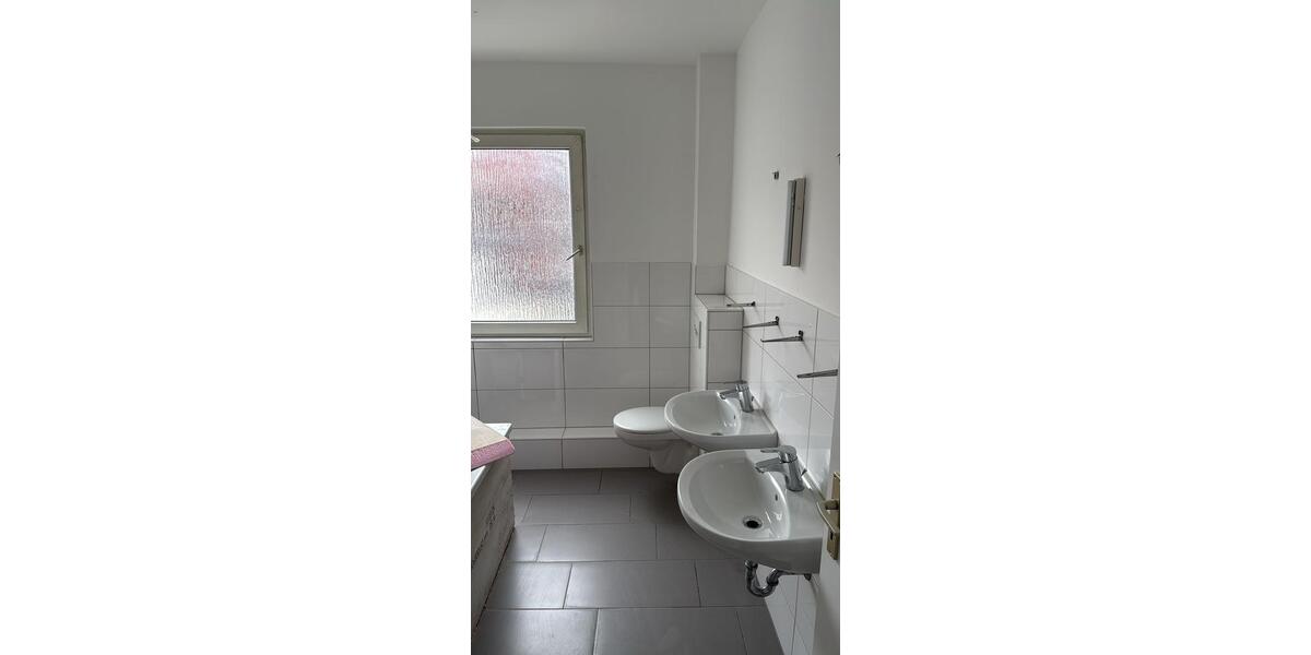 Etagenwohnung Hanau Groß-Steinheim - 3 Zimmer, 80 m&sup2;, 1.000&euro; | Angebot:25637661