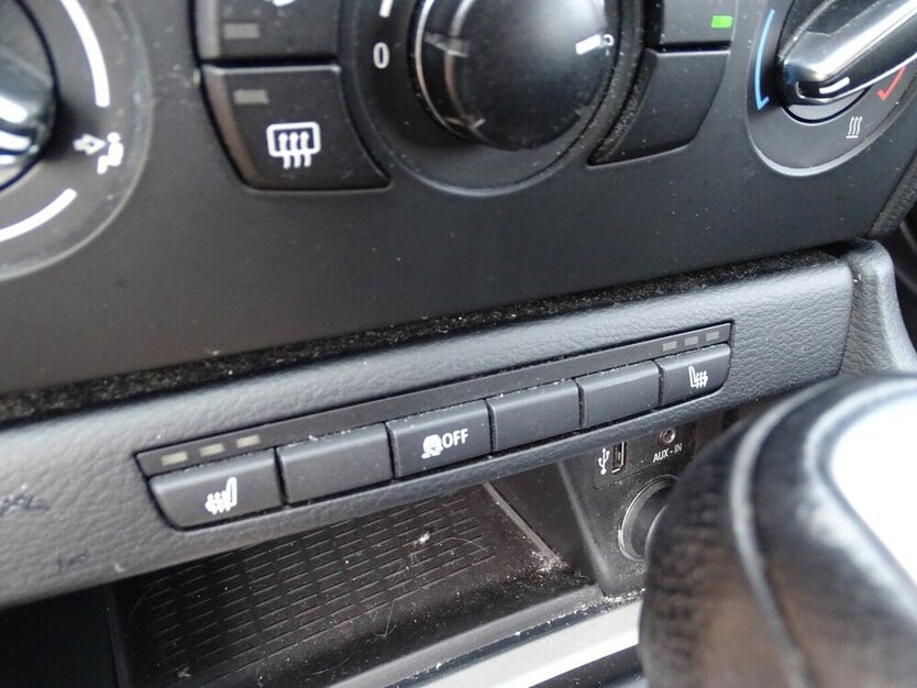 BMW X1 1.8l i sDrive, Steptronic, Sitzheizung, PDC hin 154.921 km 8.690 € Rodgau 63110