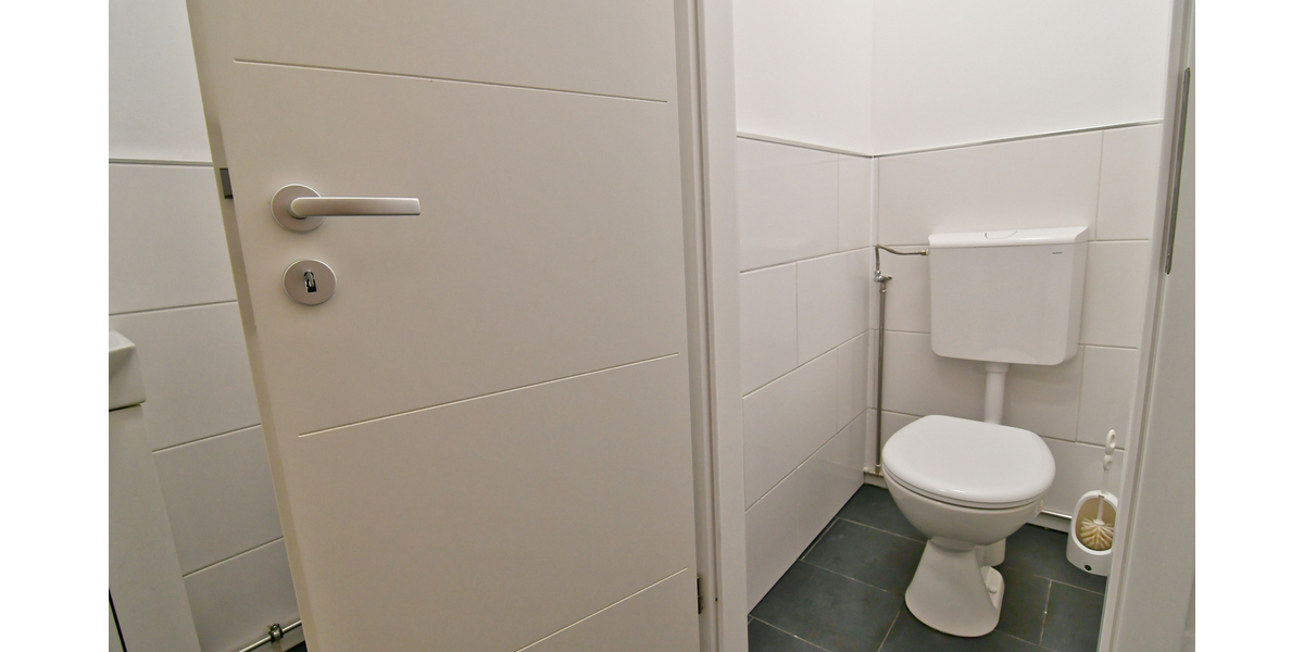 Ein bis drei Räume, Empfang, WC + Teeküche... frisch renoviert extra für Sie! - Gewerbeobjekt Frankfurt Gutleutviertel | Angebot:24146917