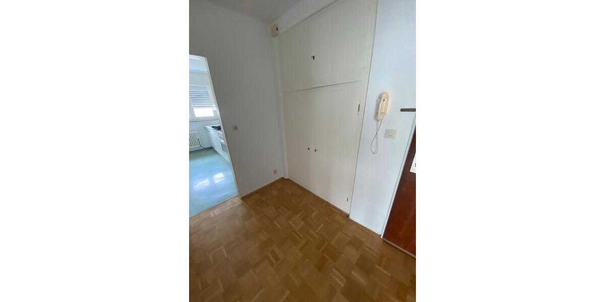 Hochparterre Bad Nauheim - 1 Zimmer, 52 m&sup2;, 550&euro; | Angebot:25656945
