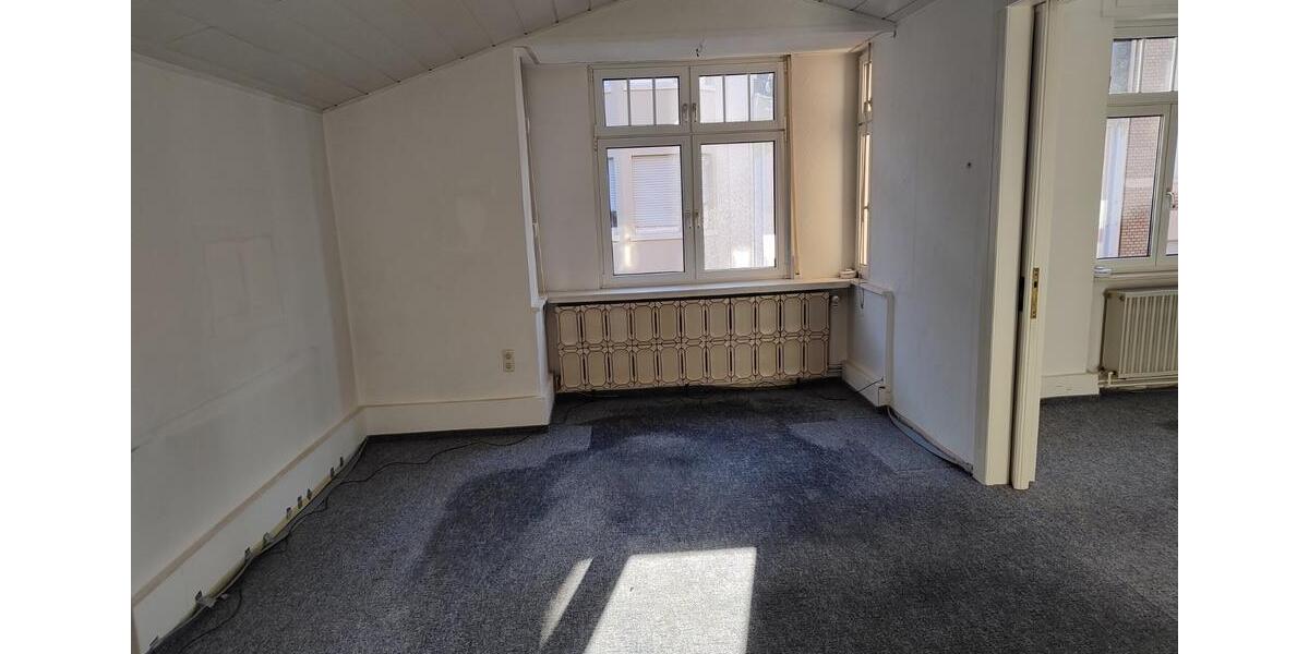 Altbauwohnung, 4 Zi., 103 m2, in Frankfurt Höchst 4 zimmer