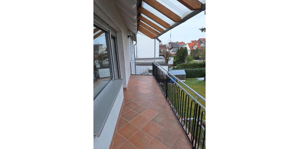 Helle, großzügige 3-Zimmer-Wohnung mit Balkon in Top-Lage - ruhig, aber zentral 3 zimmer