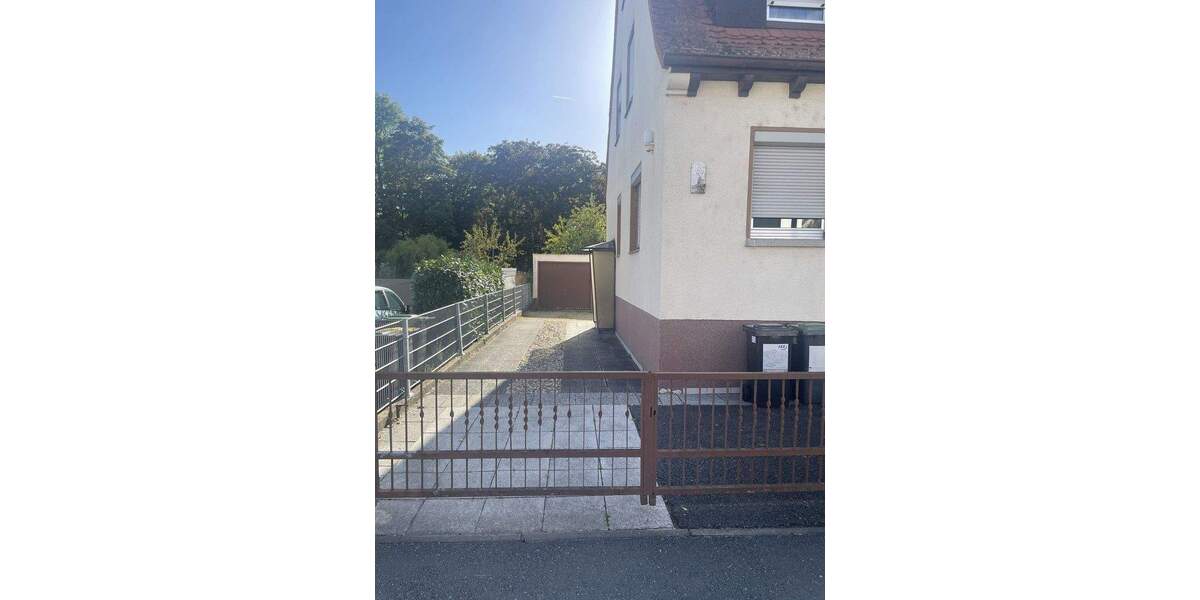 Doppelhaushälfte Frankfurt Harheim - 7 Zimmer, 170 m&sup2;, 690.000&euro; | Angebot:25820766