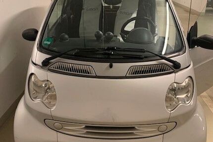 Smart ForTwo 78.000 km 2.500 &euro; Frankfurt 60594