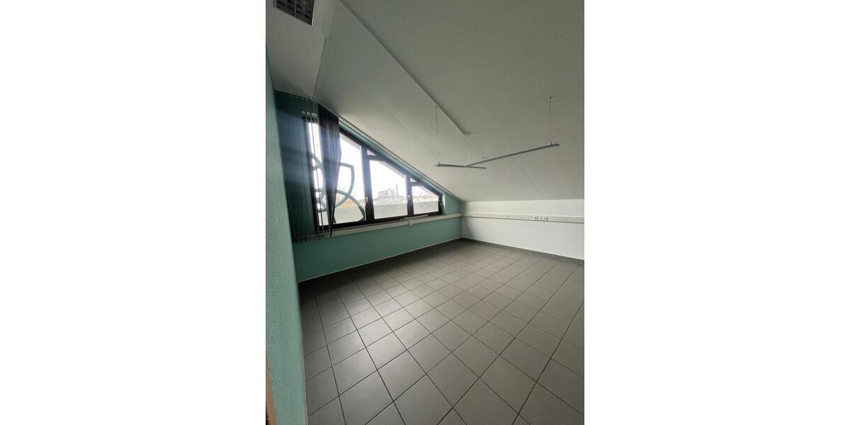 Gewerbeobjekt Bad Vilbel - 1.142&euro; | Angebot:25322100