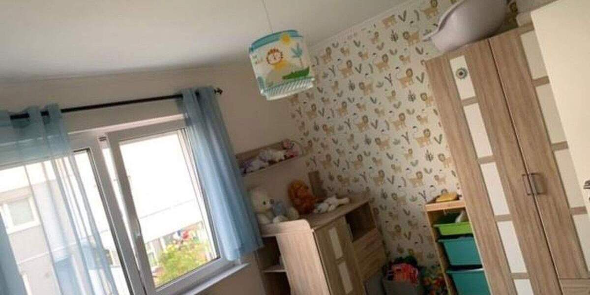 Reihenmittelhaus Frankfurt am Main Praunheim - 5 Zimmer, 120 m&sup2;, 2.500&euro; | Angebot:25676495