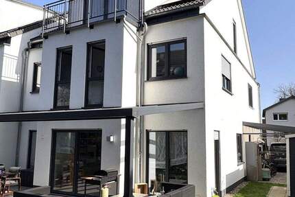Haus Heusenstamm - 6 Zimmer, 230 m&sup2;, 985.000&euro; | Angebot:25683575