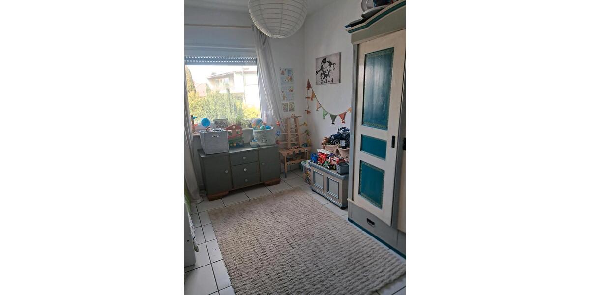 Erdgeschoßwohnung Usingen - 3 Zimmer, 84 m&sup2;, 800&euro; | Angebot:26409330