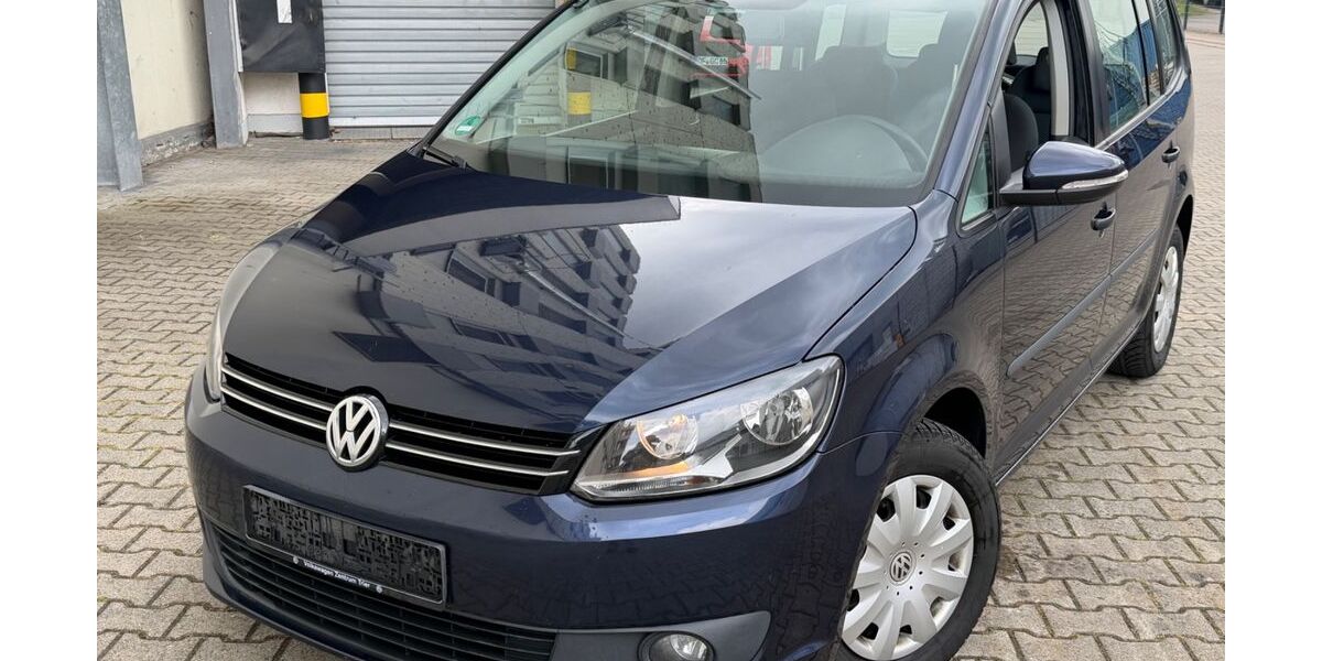 VW Touran 189.999 km 6.666 &euro; Frankfurt am Main 65933