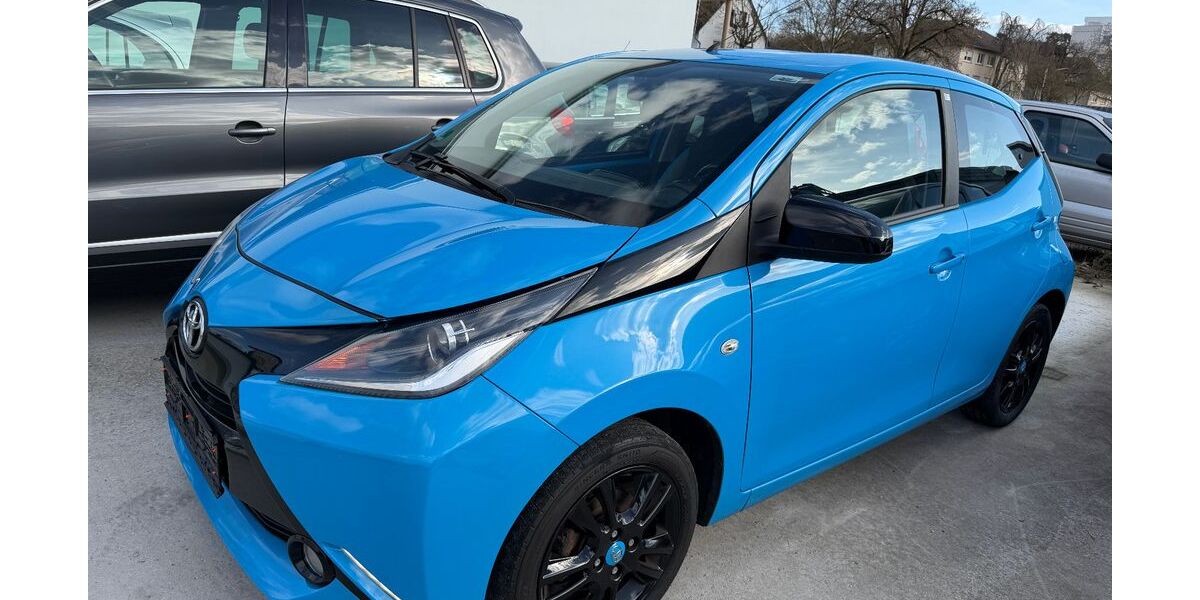 Toyota Aygo (X) 136.977 km 6.655 &euro; NEU ISENBURG 63263