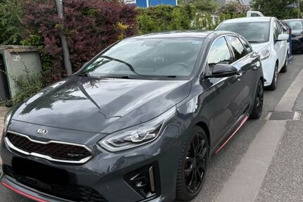 Kia pro ceed / ProCeed 108.000 km 19.000 &euro; Frankfurt 60435
