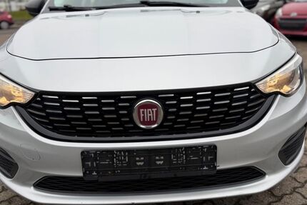 Fiat Tipo 141.698 km 4.899 &euro; Hanau 63452