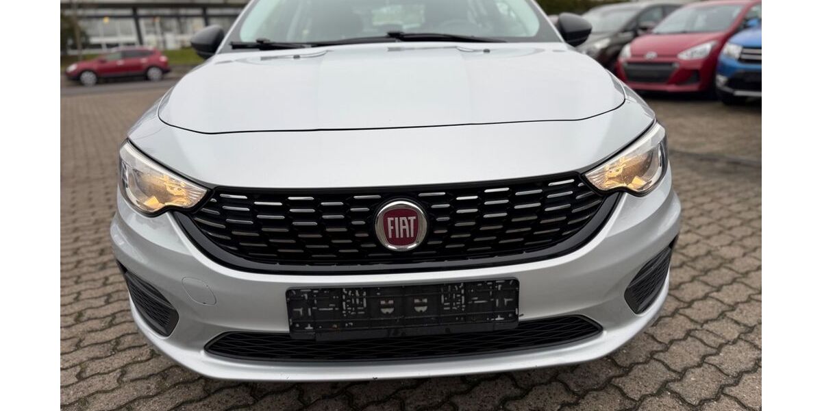 Fiat Tipo 141.698 km 4.899 &euro; Hanau 63452