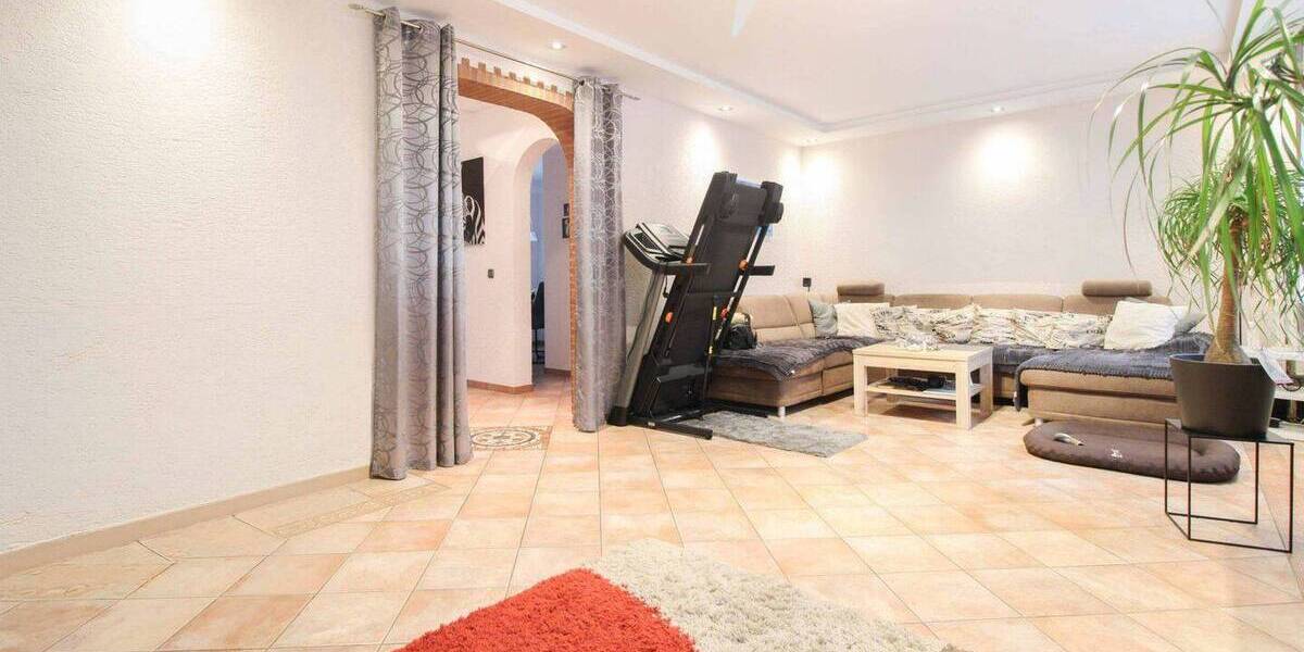 Reihenendhaus Hanau Großauheim - 6 Zimmer, 151 m&sup2;, 449.000&euro; | Angebot:26909605