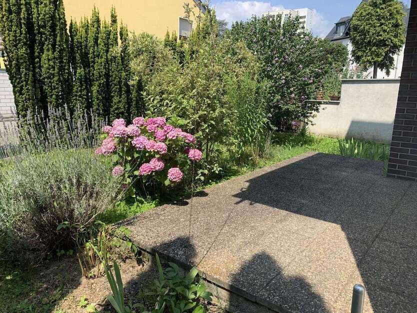 Wohnung zum Mieten in Frankfurt am Main 1.000 € 75 m²