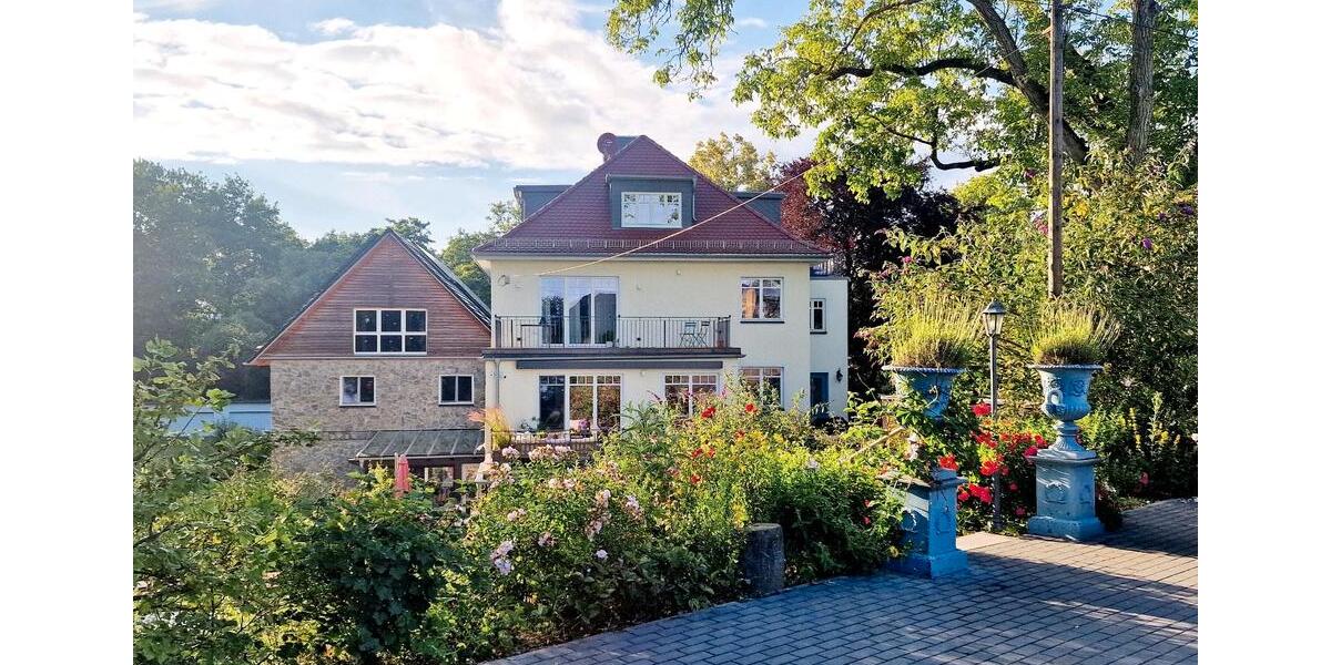 Mehrfamilienhaus, Wohnhaus Friedrichsdorf - 15 Zimmer, 460 m&sup2;, 2.490.000&euro; | Angebot:26787363