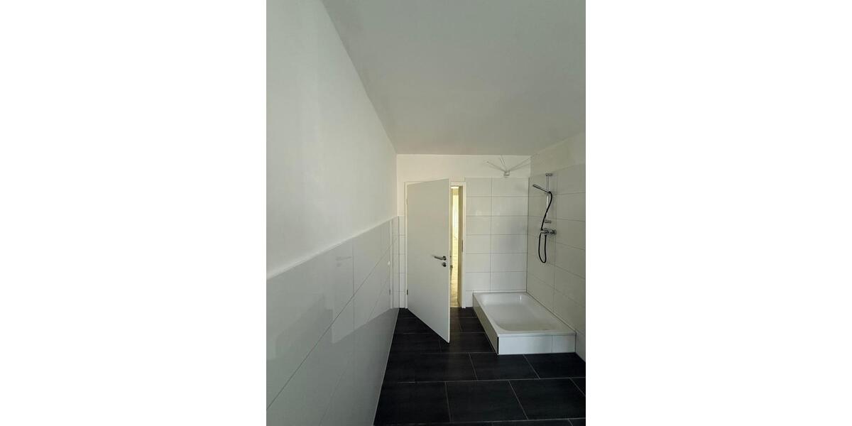 Etagenwohnung Hanau - 4 Zimmer, 112 m&sup2;, 1.250&euro; | Angebot:25418532