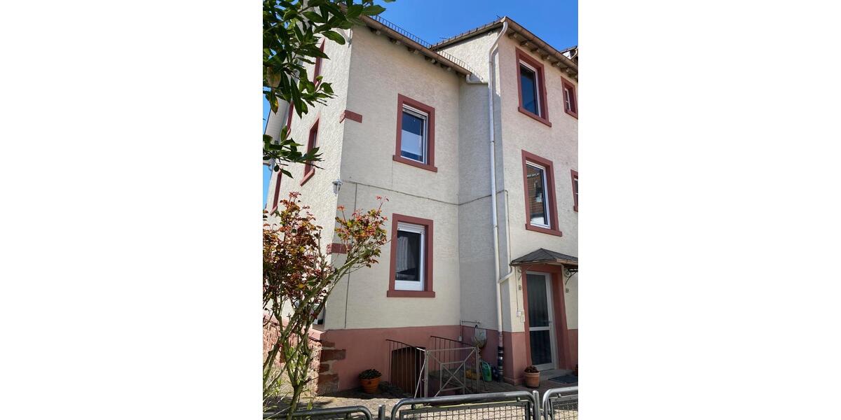 Mehrfamilienhaus, Wohnhaus Frankfurt am Main Bergen-Enkheim - 10 Zimmer, 212 m&sup2;, 735.000&euro; | Angebot:26857801
