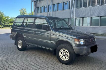 Mitsubishi Pajero 259.000 km 5.900 &euro; Rüsselsheim 65428