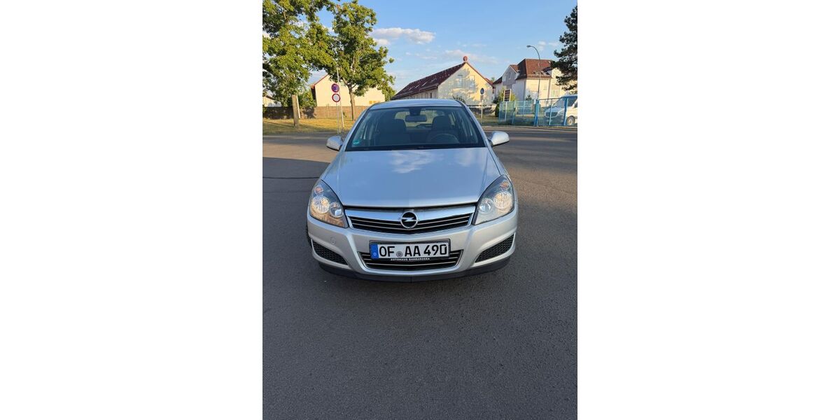 Opel Astra 128.000 km 3.299 &euro; Raunheim 65479