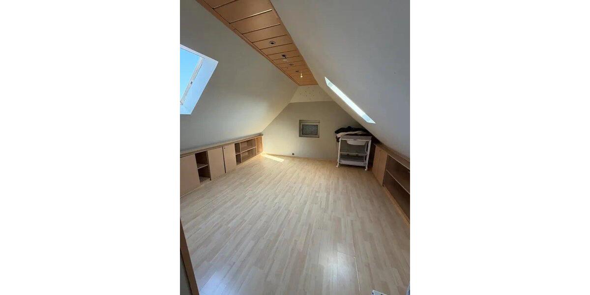 Mehrfamilienhaus, Wohnhaus Rüsselsheim am Main - 13 Zimmer, 310 m&sup2;, 720.000&euro; | Angebot:27027755