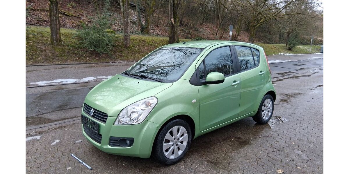 Suzuki Splash 128.000 km 3.200 &euro; Bad Soden 65812